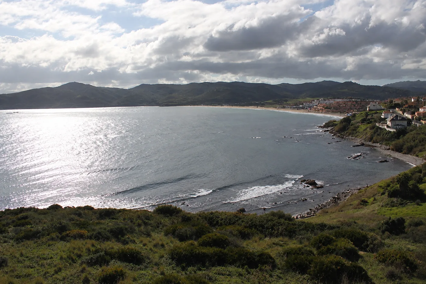 Ensenada de Getares, Algeciras — Recreación IA
